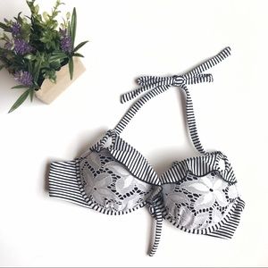 2 for $25 Victoria’s Secret Pushup Black/White